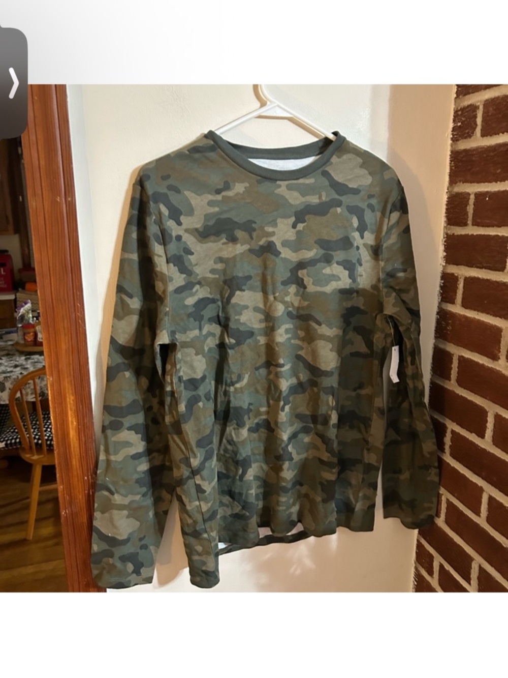 NWT Amazon Essentials Men's Size Medium Camo Long Sleeve Shirt - Green/Brown